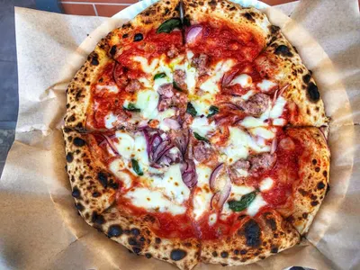 Restauracja - pizzeria catering "Przy Stole"